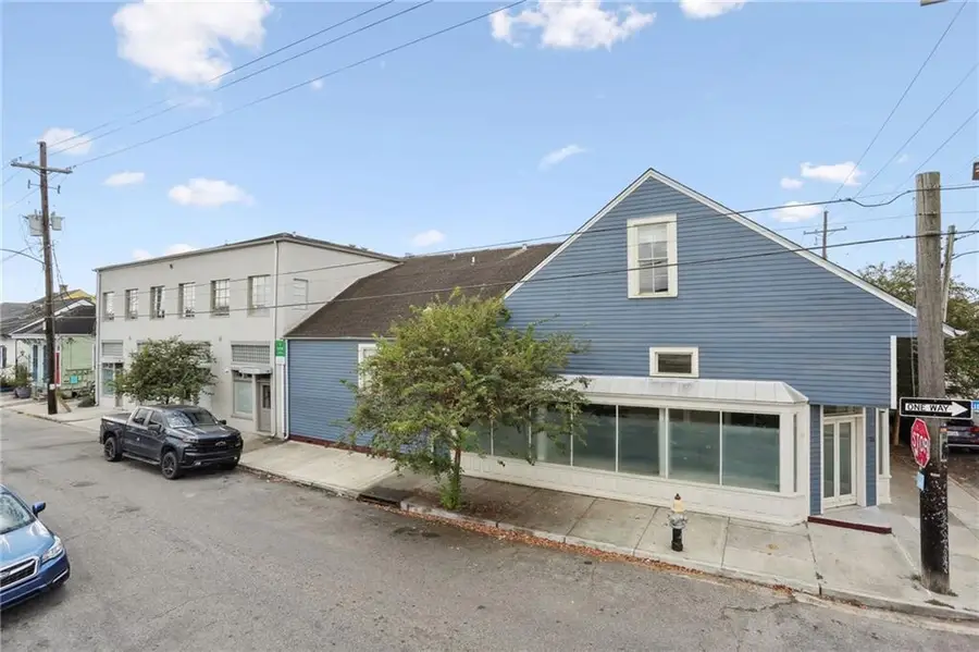 3308 Burgundy Street, New Orleans, LA 70117 - #3