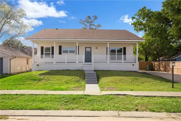 208 Amapola Circle, Terrytown, LA 70056