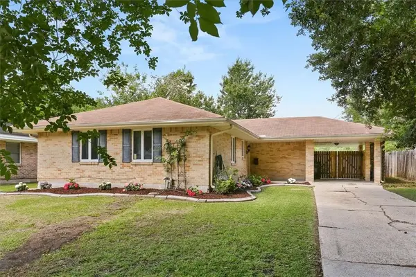 3237 Plymouth Place, New Orleans, LA 70131