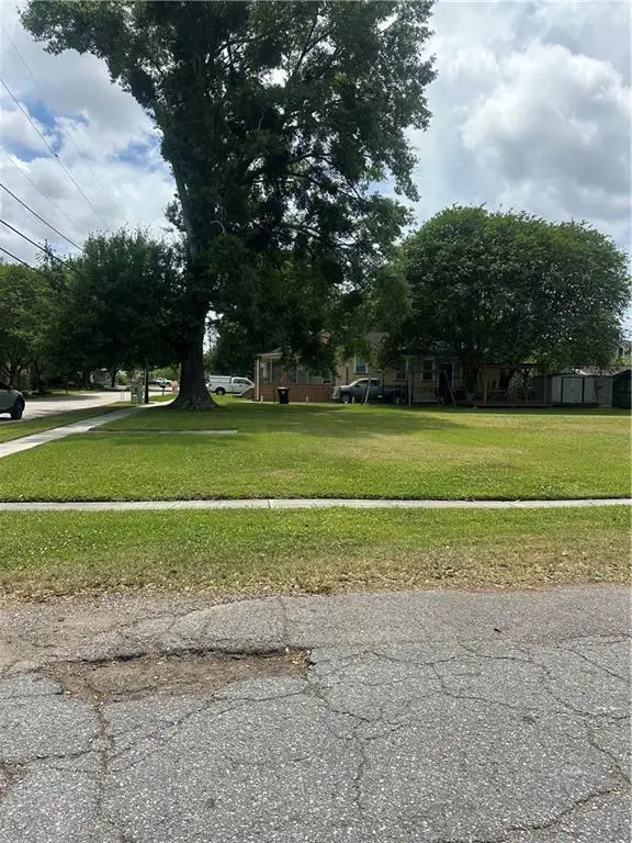 626 Lebeau Street, Arabi, LA 70032 - #3