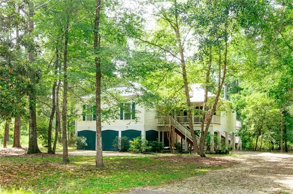 150 Ponchitolawa Drive, Covington, LA 70433