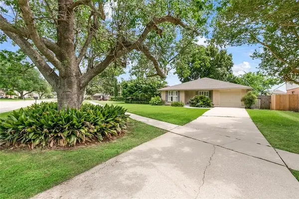 4404 Avron Boulevard, Metairie, LA 70006