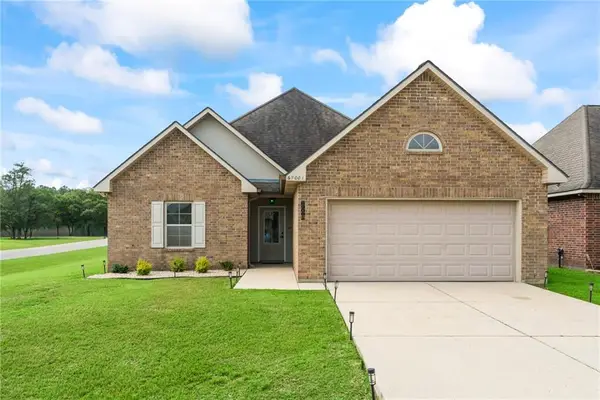 69001 Taverny Court, Madisonville, LA 70447