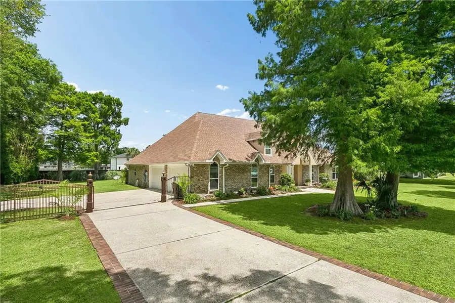106 Royal Cresent Drive, Belle Chasse, LA 70037 - #3