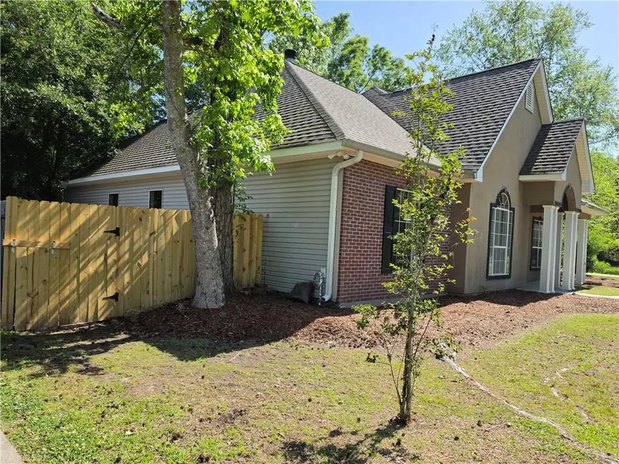 2075 White Myrtle Drive, Madisonville, LA 70447 - #2