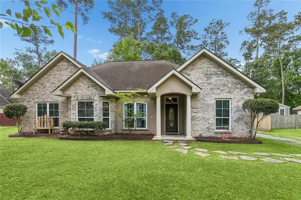67 Alice Street, Madisonville, LA 70447