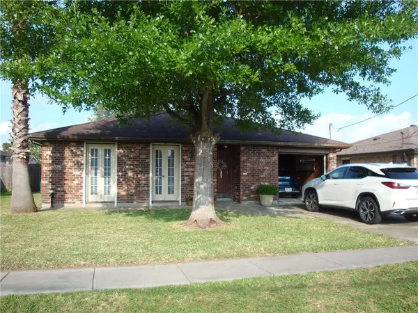 954 Oak Avenue, Harahan, LA 70123