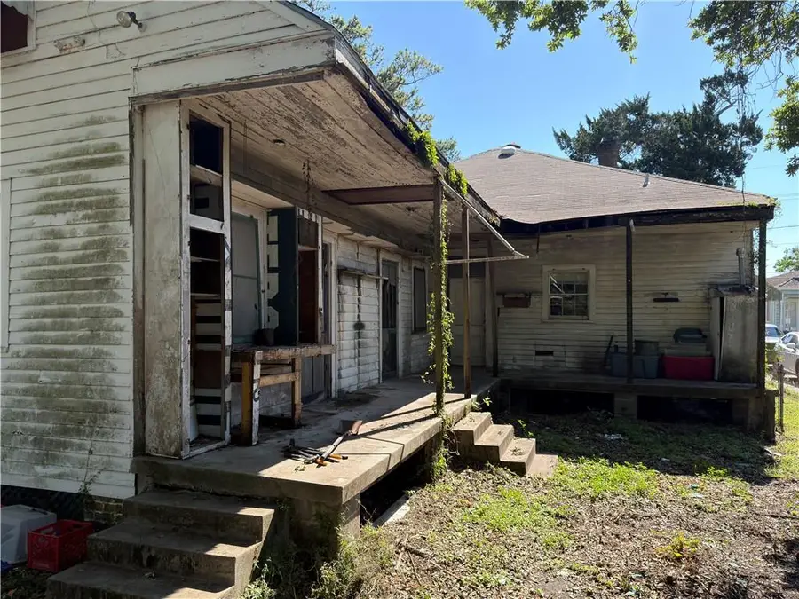819 Madison Street, Gretna, LA 70053 - #2