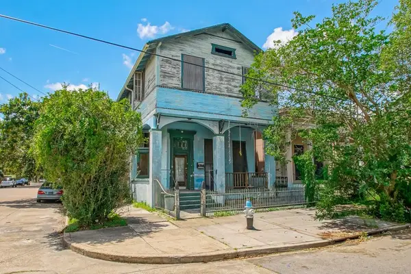 1718 St Andrew Street, New Orleans, LA 70113