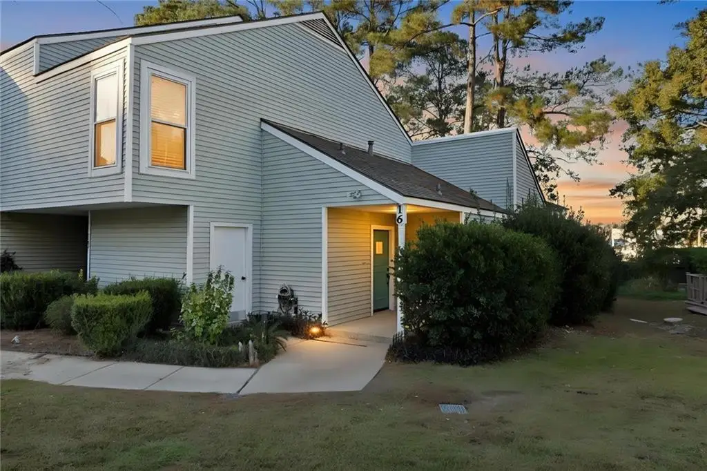 16 Jacqueline Court #16, Mandeville, LA 70471 - #1