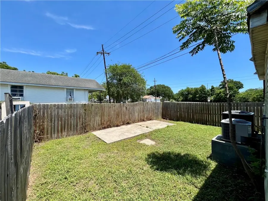 731 33 Romain Street, Gretna, LA 70053 - #3