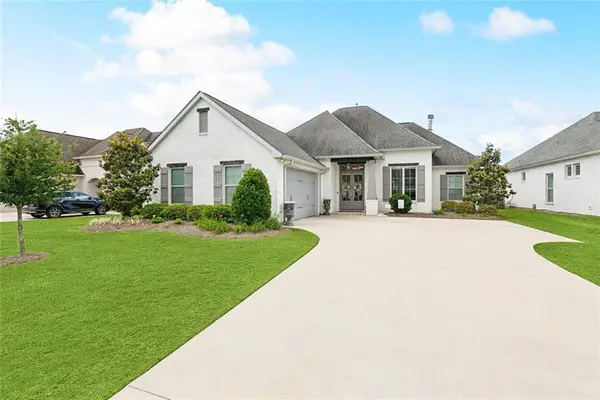2040 Cypress Bend Lane, Madisonville, LA 70447