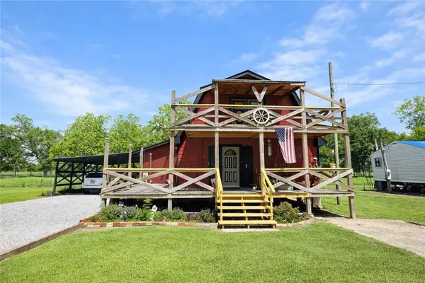 192 Pelas Hyman Lane, Buras, LA 70041