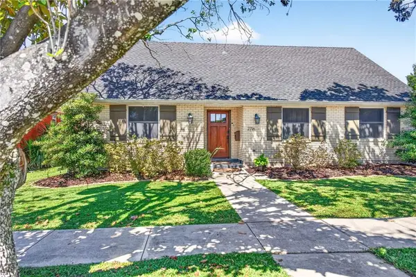 2716 Belmont Place, Metairie, LA 70001