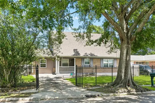 13001 Calais Street, New Orleans, LA 70129