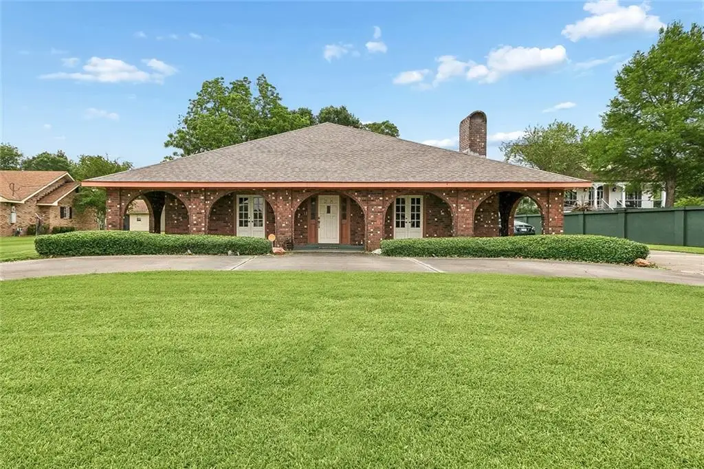 25 Manor Lane, Westwego, LA 70094 - #1