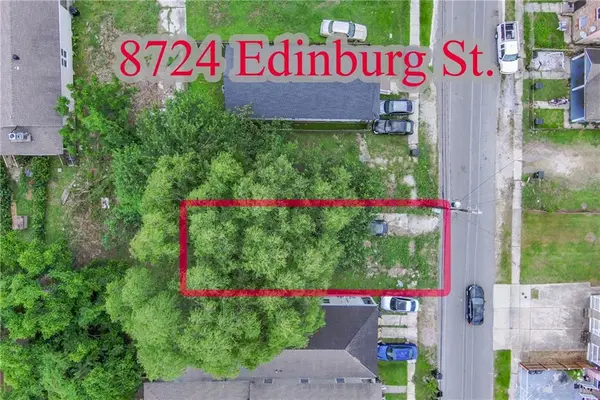 8724 Edinburgh Street, New Orleans, LA 70118