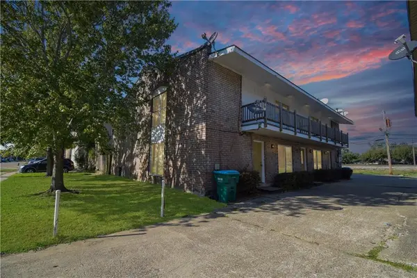 732 Vouray Drive, Kenner, LA 70065