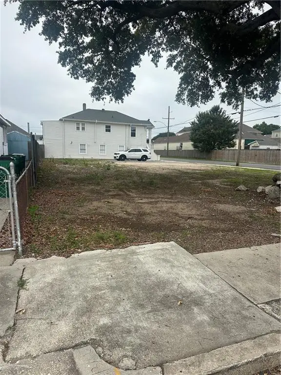 433 Newton Street, Gretna, LA 70053 - #3