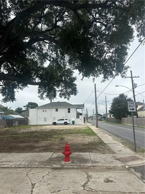 437 Newton Street, Gretna, LA 70053 - #3