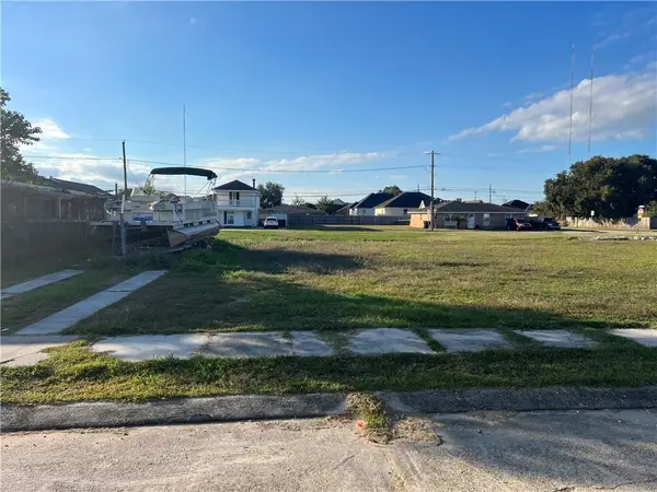 3512 Gallo Drive, Chalmette, LA 70043