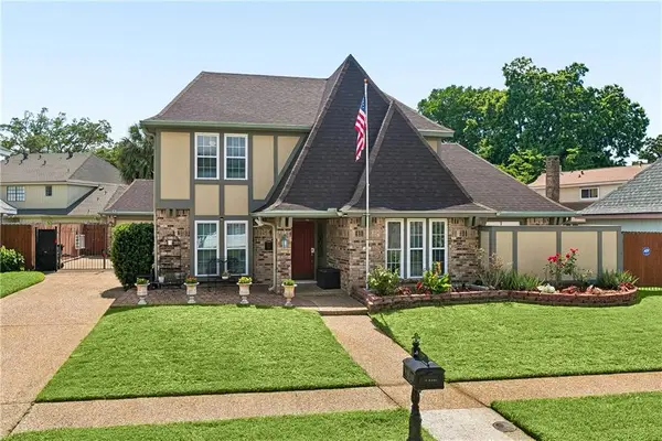 77 Yellowstone Drive, New Orleans, LA 70131