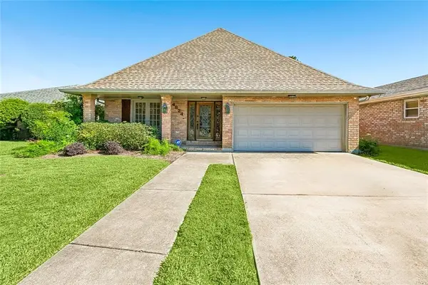4824 Fairfield Street, Metairie, LA 70006