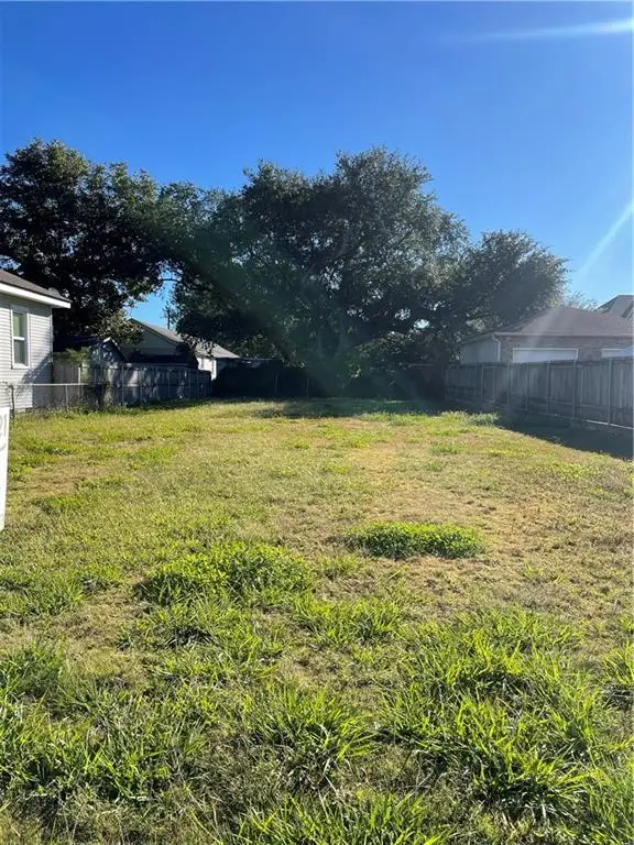245 Aris Avenue, Metairie, LA 70005