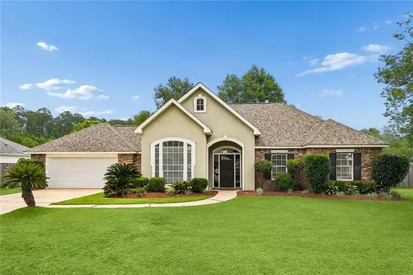 922 Crestwood Drive, Covington, LA 70433