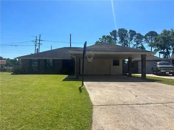 122 Ducayet Drive, Destrehan, LA 70047