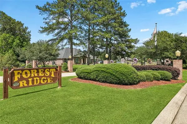1049 Forest Ridge Loop, Pearl River, LA 70452