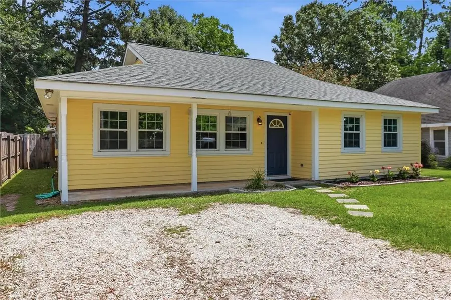 949 Norval Street, Mandeville, LA 70448 - #3