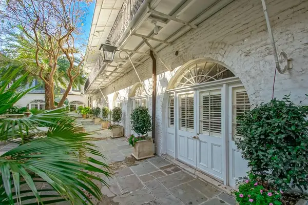 716 Governor Nicholls Street #G, New Orleans, LA 70116