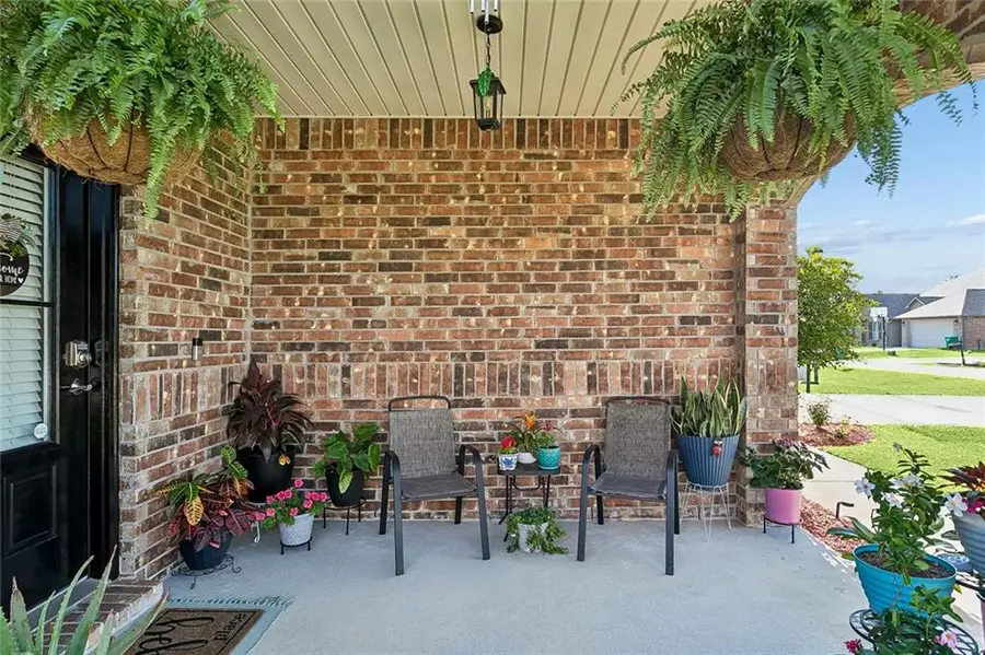 16154 Derry Street, Ponchatoula, LA 70454 - #2