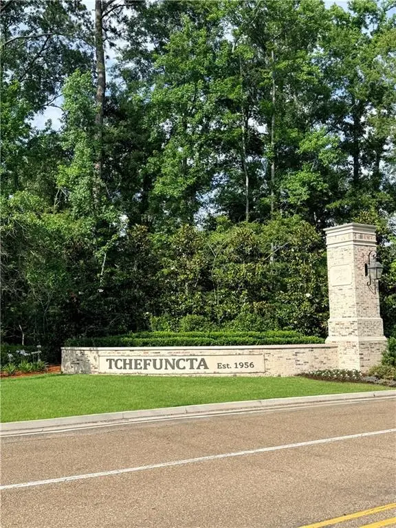 112 Thunderbird Drive, Covington, LA 70433 - #3