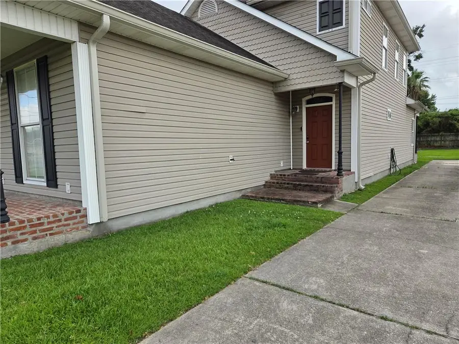 5047 Oak Street, Marrero, LA 70072 - #2