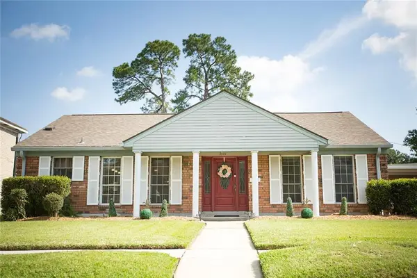 2145 Leslie Street, Gretna, LA 70056