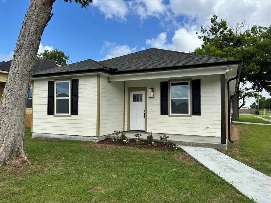2201 Venus Place, Violet, LA 70092 - #2