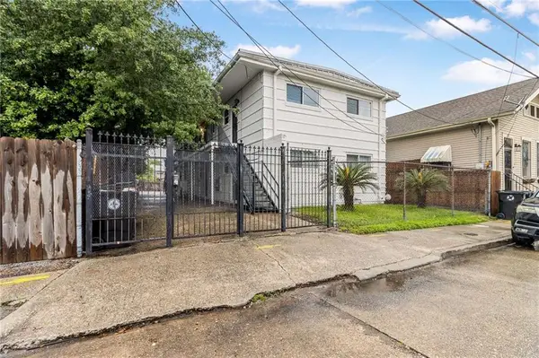 2114 Toledano Street, New Orleans, LA 70115