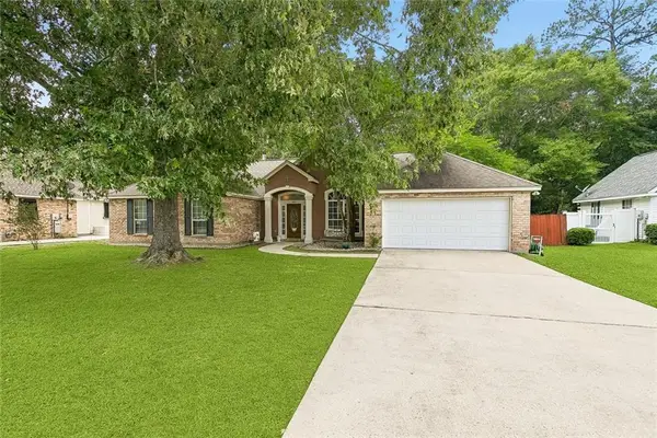 105 W Silver Maple Drive, Slidell, LA 70458