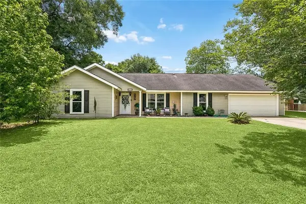 517 Barbara Place, Mandeville, LA 70448