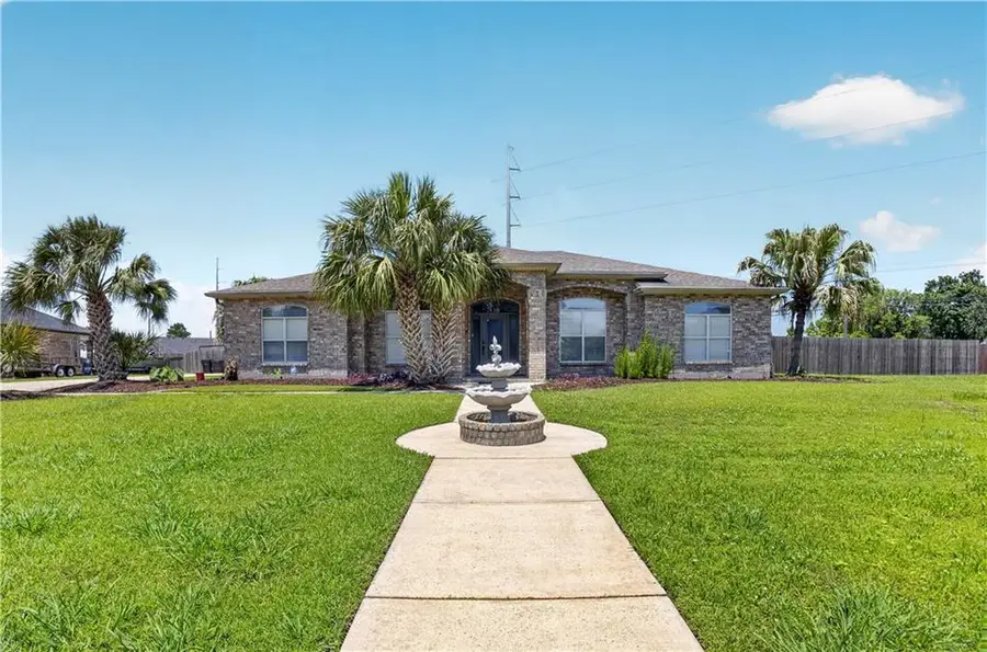 110 Regina Drive, Belle Chasse, LA 70037 - #2