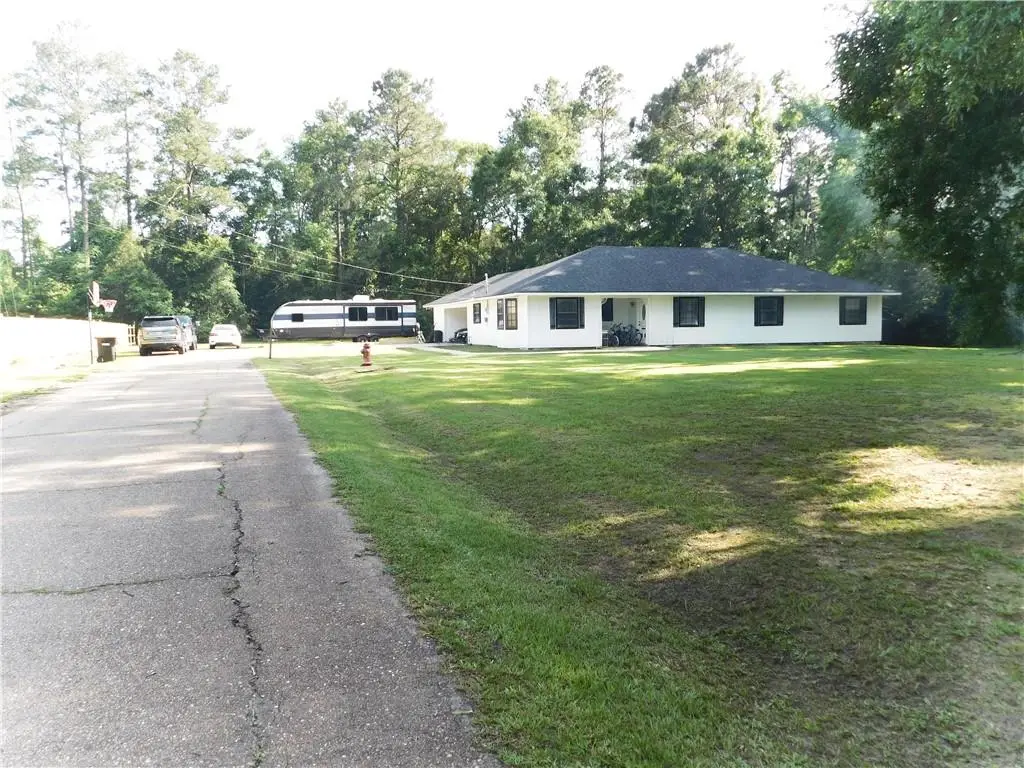 29000 Craig Drive, Albany, LA 70711 - #1
