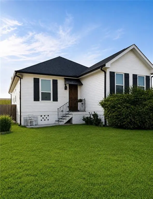 104 Perrin Drive, Arabi, LA 70032 - #1