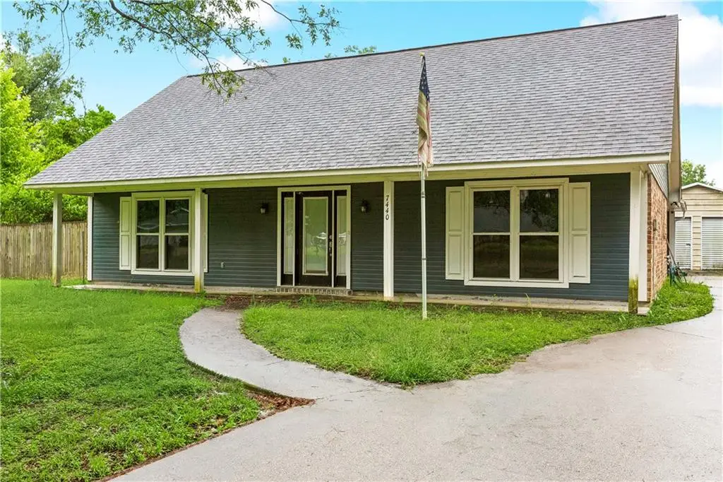 7440 Robinson Drive, Denham Springs, LA 70706 - #1