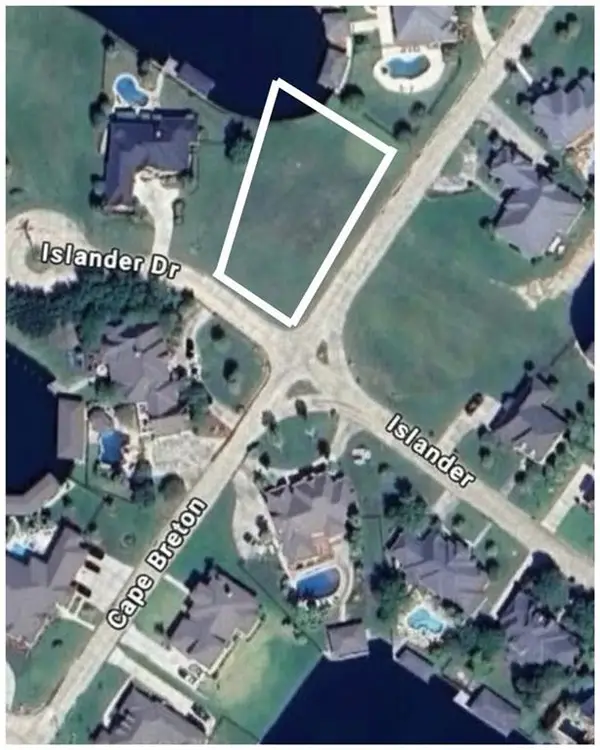 227 Islander. Drive, Slidell, LA 70458