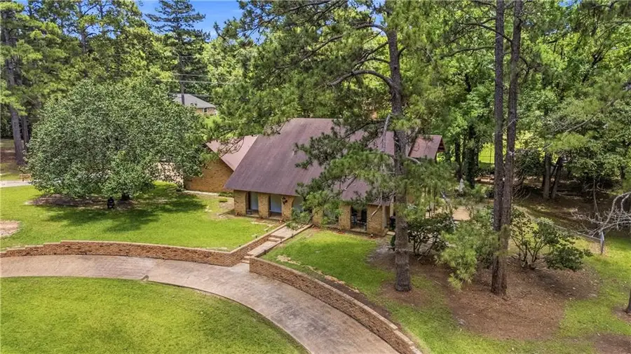 216 Azalea Avenue, Pineville, LA 71360 - #3