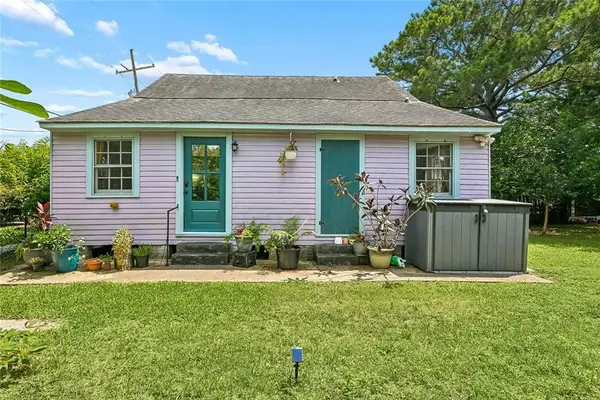 818 Fats Domino Avenue, New Orleans, LA 70117