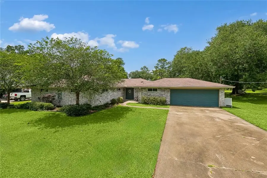 258 Plantation Road, Hahnville, LA 70057 - #2