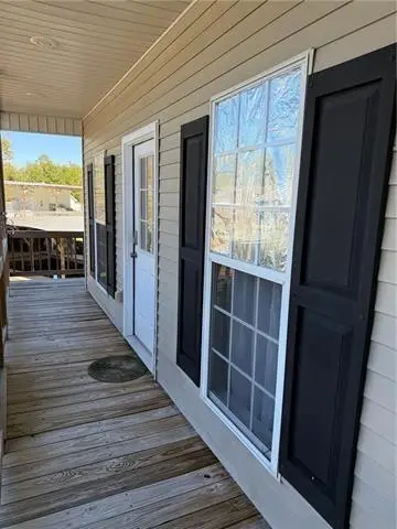 31719 Shelton Drive, Springfield, LA 70462